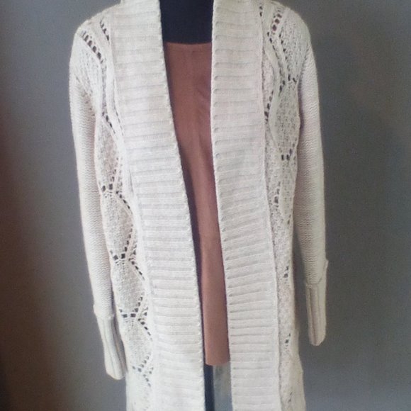 Women's large sweater with fringe - Picture 1 of 4